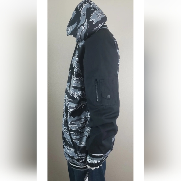 Technine Jackets & Coats Technine Varsity Snowboarding Jacket Camo